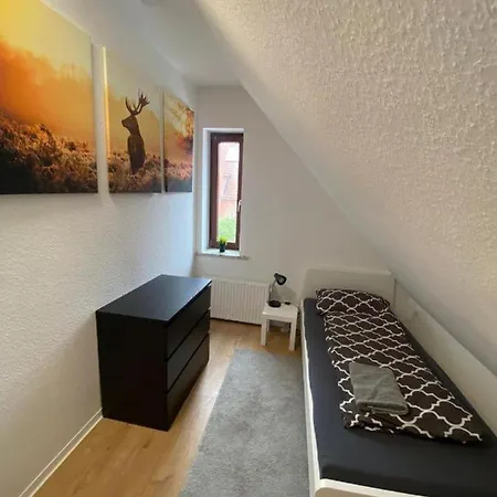 Moeblierte Im Zentrum Ottersbergs Fuer Monteure Und Geschaeftlich Reisende Ls13 Ogl