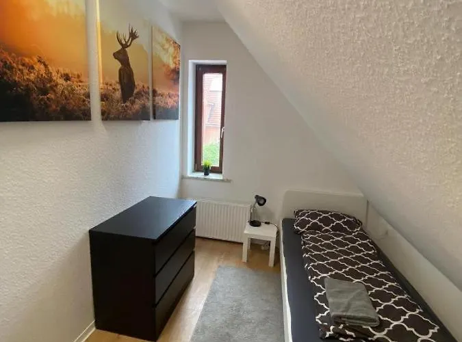 Moeblierte Im Zentrum Ottersbergs Fuer Monteure Und Geschaeftlich Reisende Ls13 Ogl